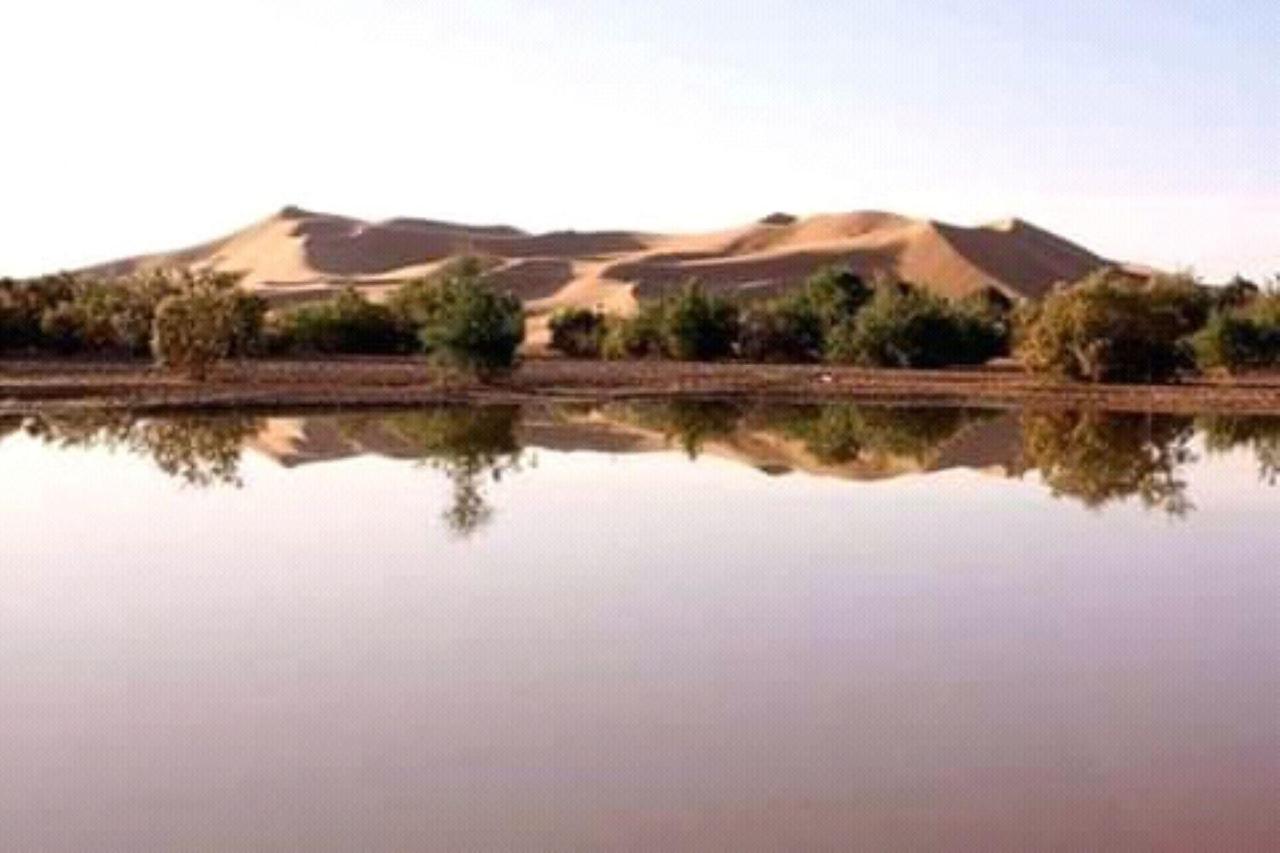 Отель Restcamp Ergchebbi Мерзуга Экстерьер фото