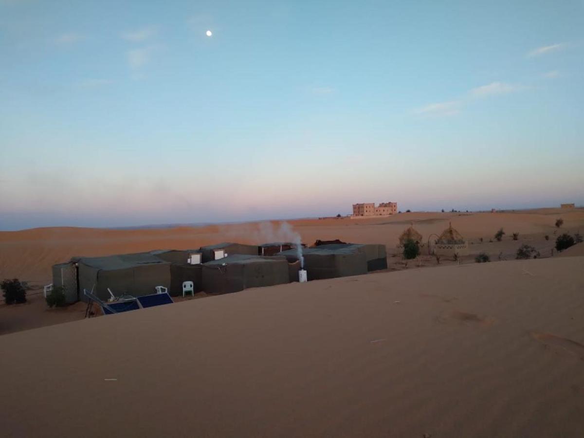 Отель Restcamp Ergchebbi Мерзуга Экстерьер фото