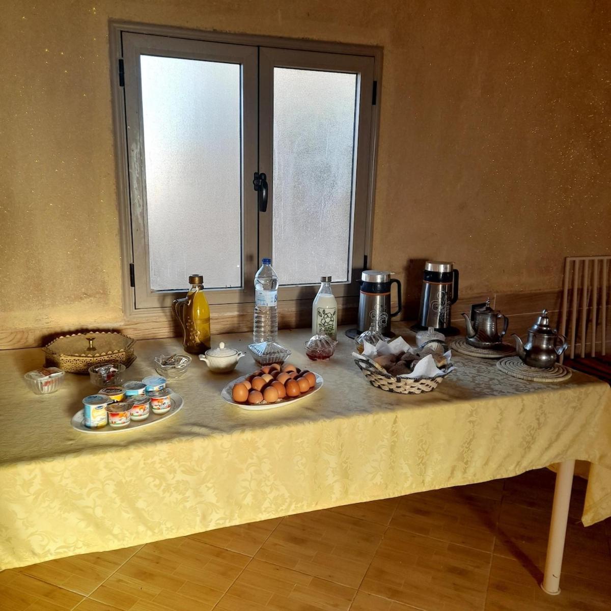 Отель Restcamp Ergchebbi Мерзуга Экстерьер фото