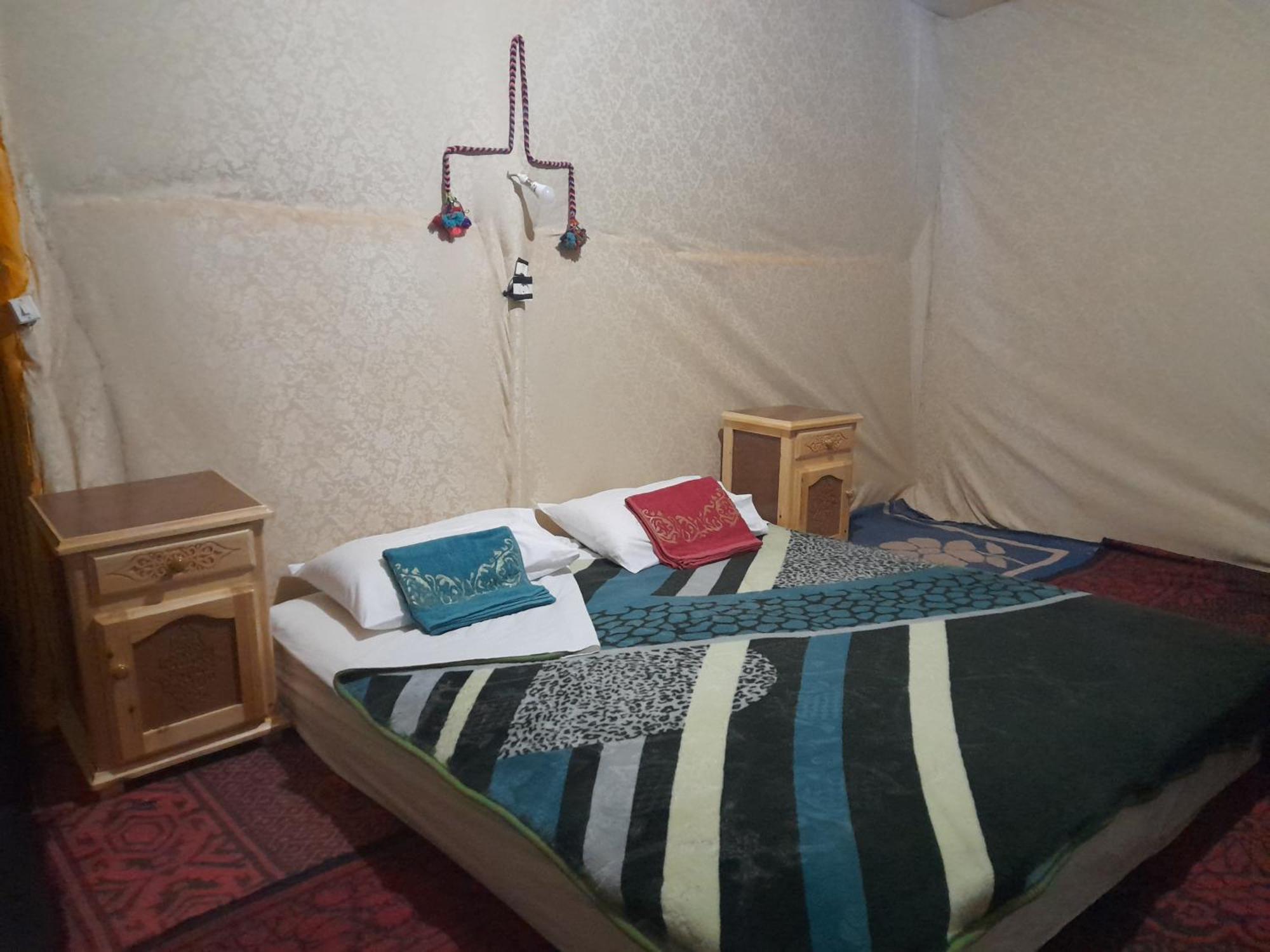Отель Restcamp Ergchebbi Мерзуга Экстерьер фото