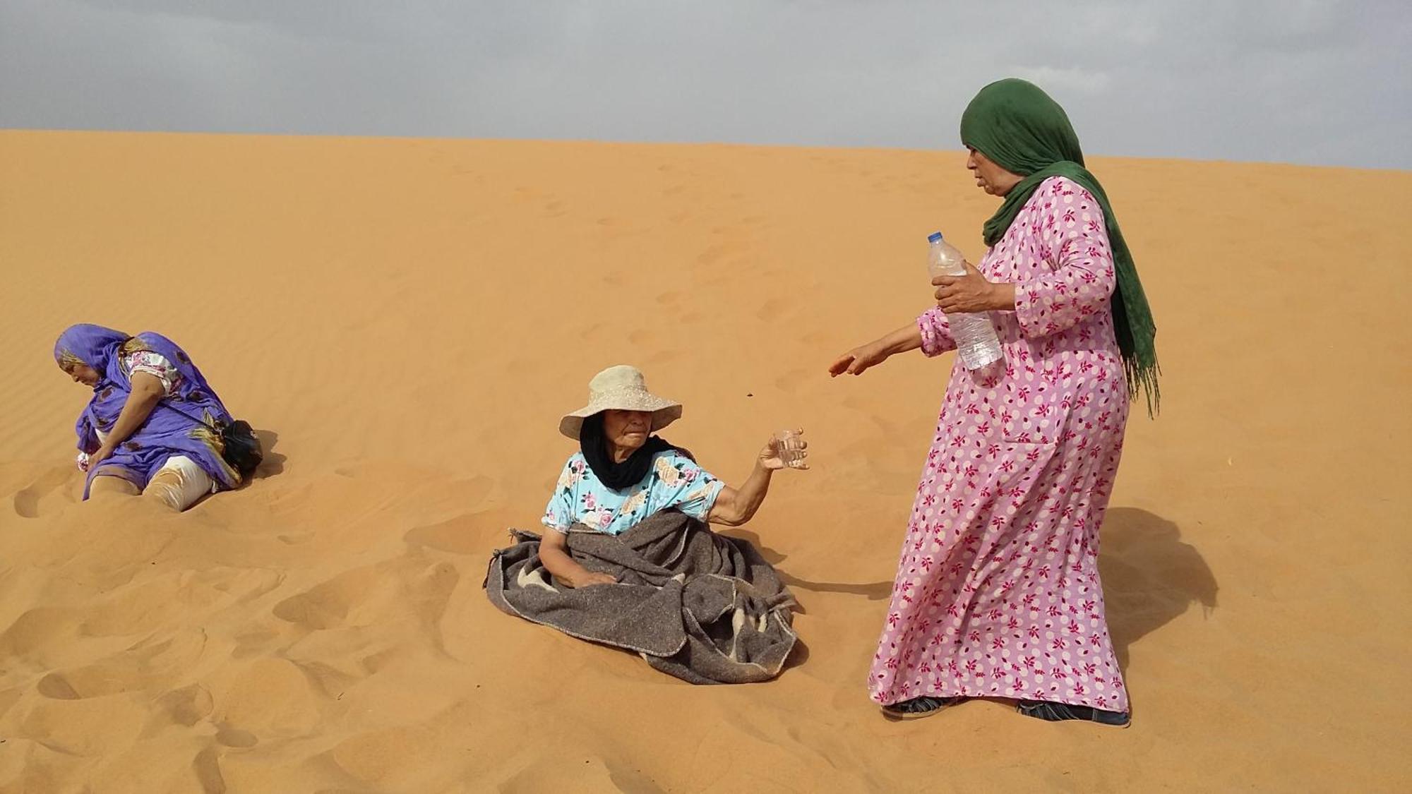 Отель Restcamp Ergchebbi Мерзуга Экстерьер фото